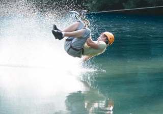  zip line above the Argens